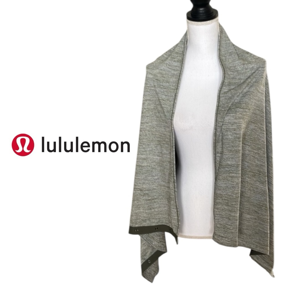 Lululemon Vinyasa Scarf Heathered Olive Green Rulu Snap Wrap OS